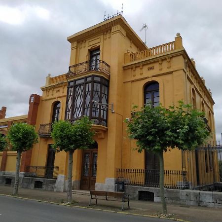 Edificio Valles Del Lupulo Асторга Екстериор снимка